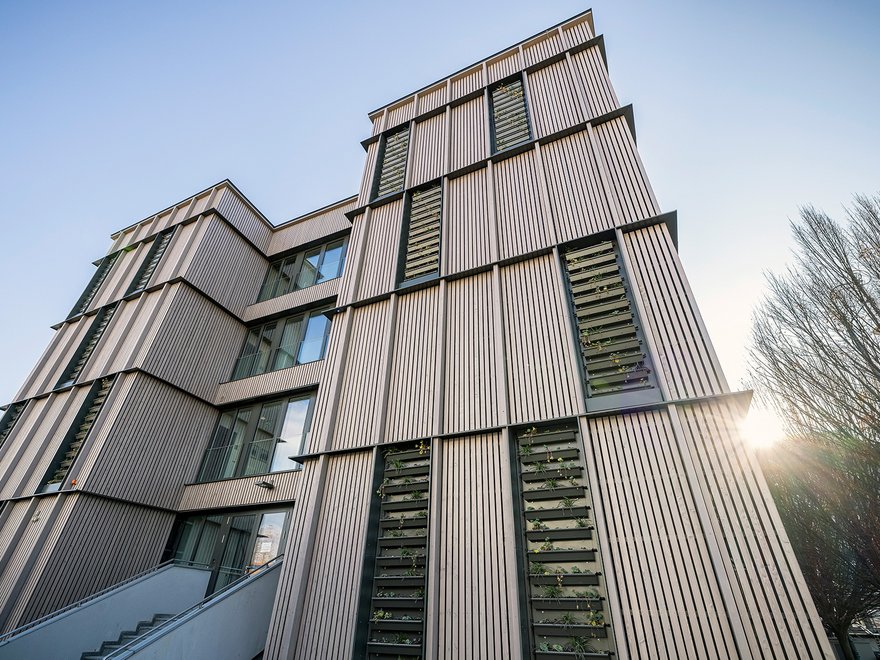 Bürogebäude Tulln mit neuer Fassade
