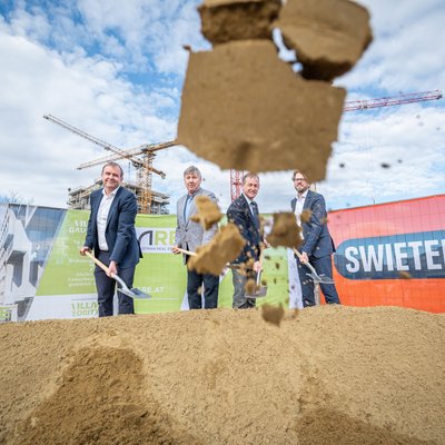 Spatenstich Baufeld 4A