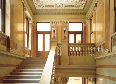 Palais Epstein historische Treppe