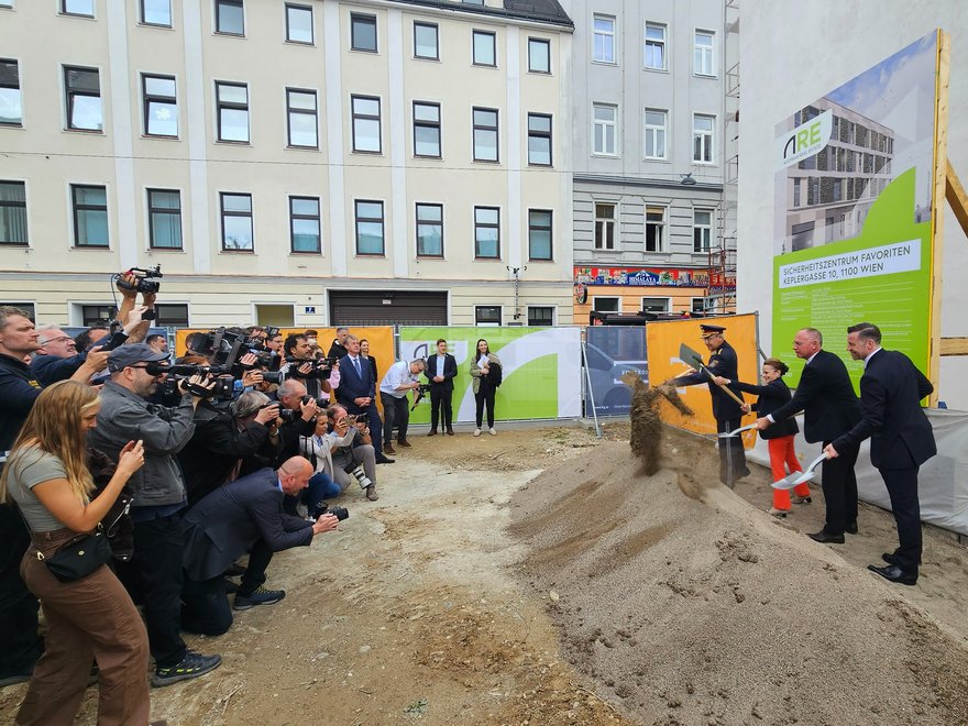 Spatenstich Sicherheitszentrum Favoriten - Keplergasse