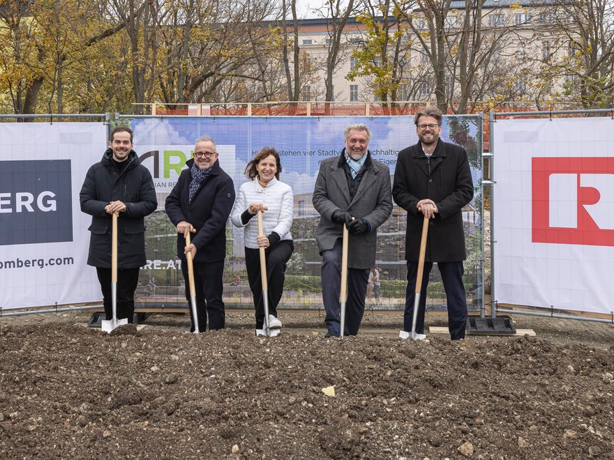 Spatenstich Grüne Stadtvillen - Simon Battlogg, Günter Klein, Silvia Drechsler, Werner Deringer und Gerd Pichler