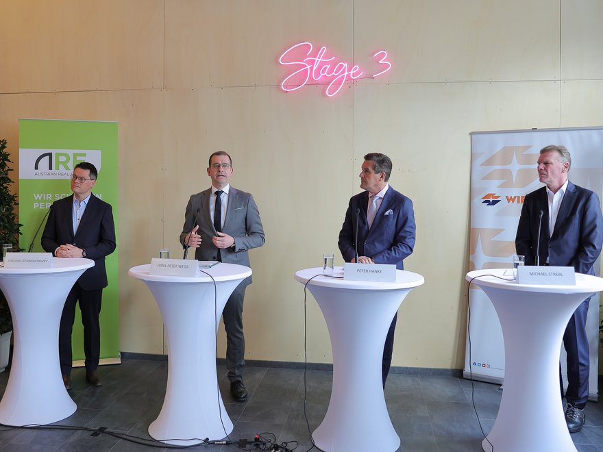 VILLAGE IM DRITTEN - Pressekonferenz ins Stage3