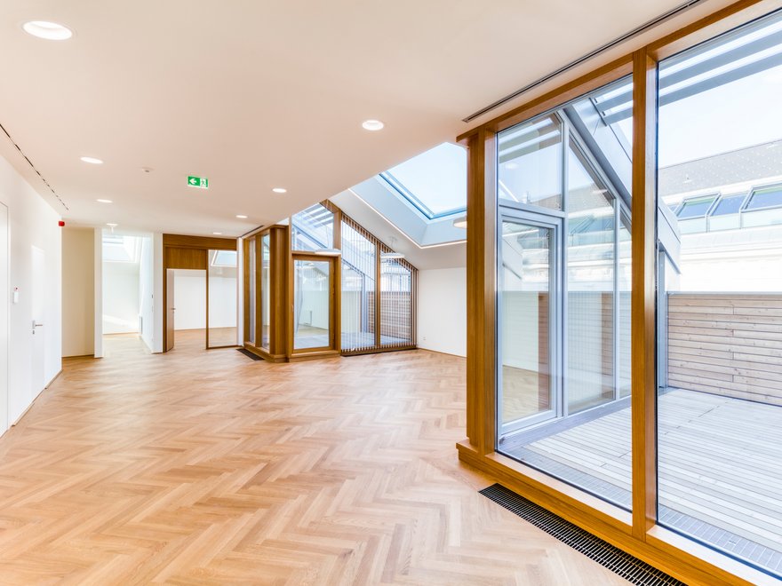 Hohenstaufengasse 9 - Dachgeschoß