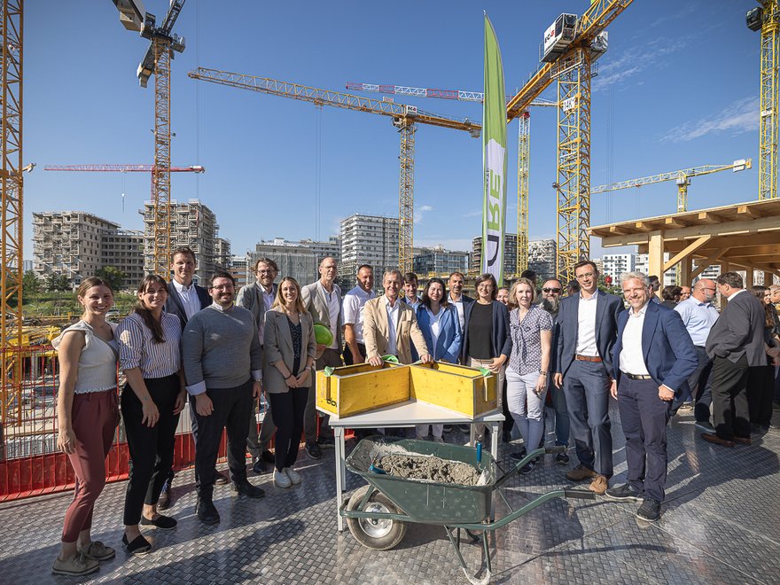 ARE Projektteams finale Bauphase VILLAGE IM DRITTEN