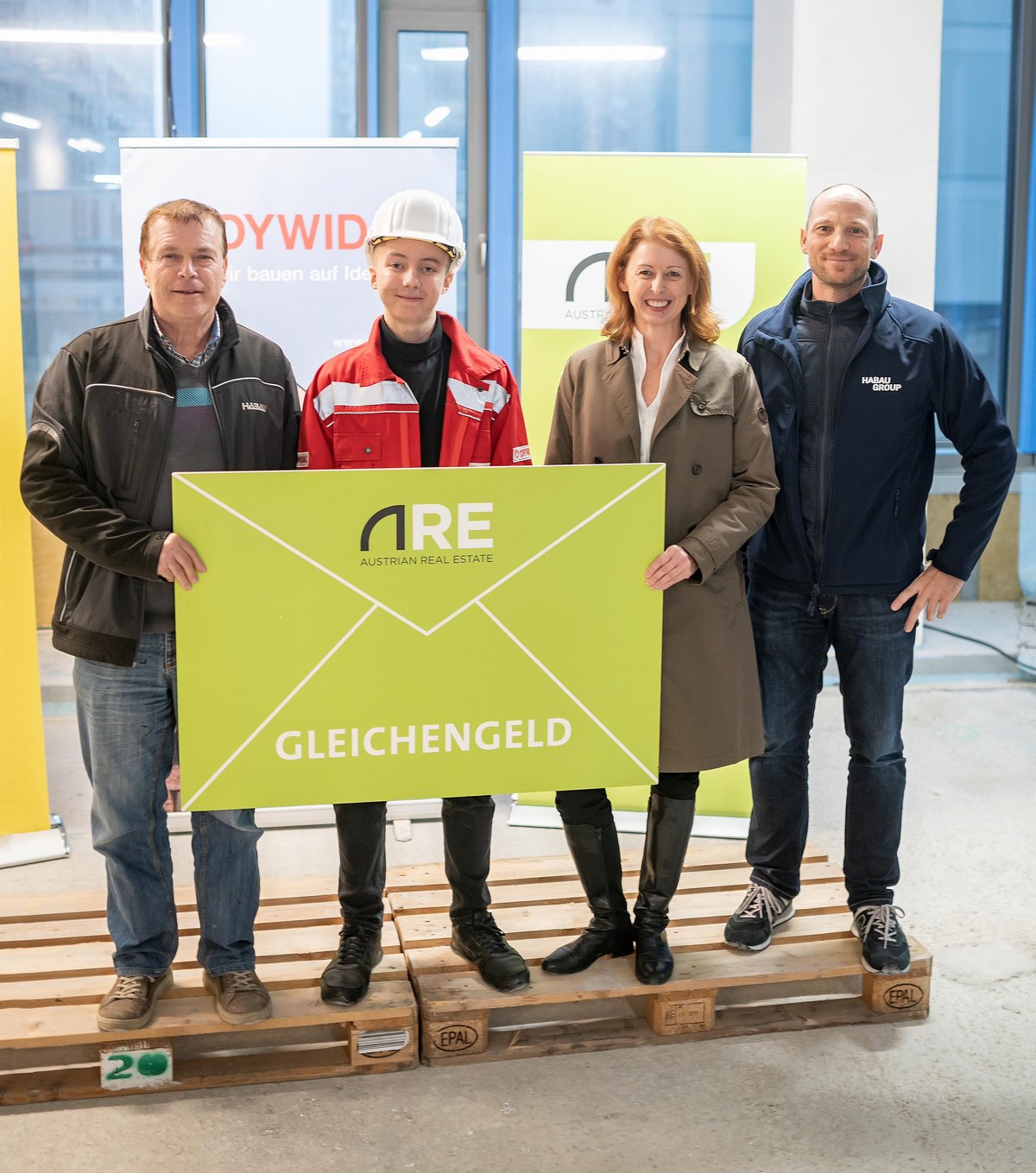 ARE Website: VIENNA TWENTYTWO: Unique Office feiert Dachgleiche