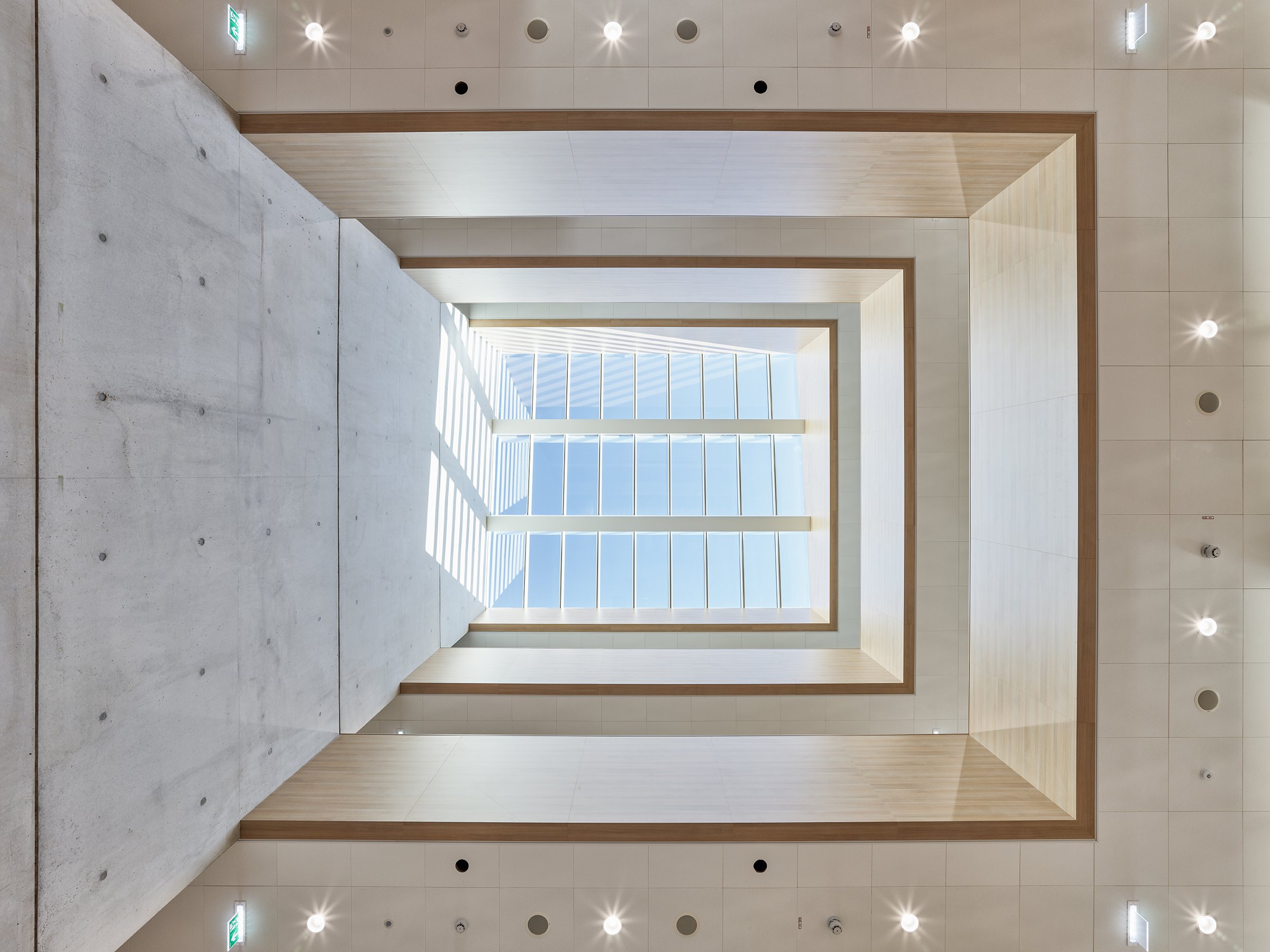 Atrium des Bezirksgerichts Seekirchen